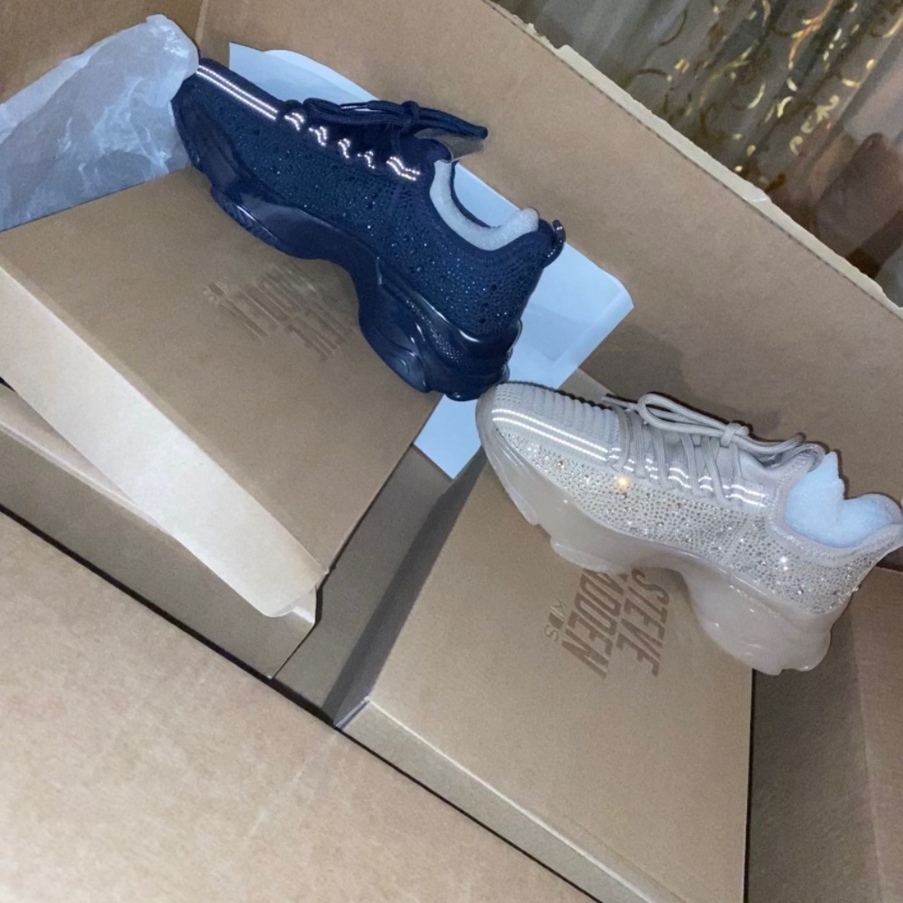 Steven Sneakers
